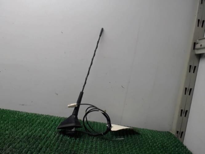 ANTENNE RADIO RENAULT CLIO 4 PHASE 1 DIESEL