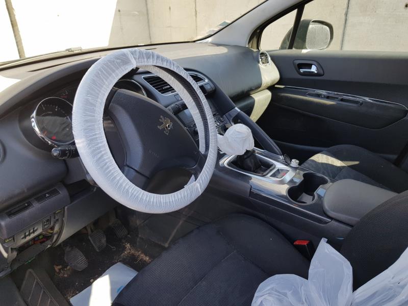 FEU ARRIERE INTERIEUR GAUCHE PEUGEOT 3008 2009-2013