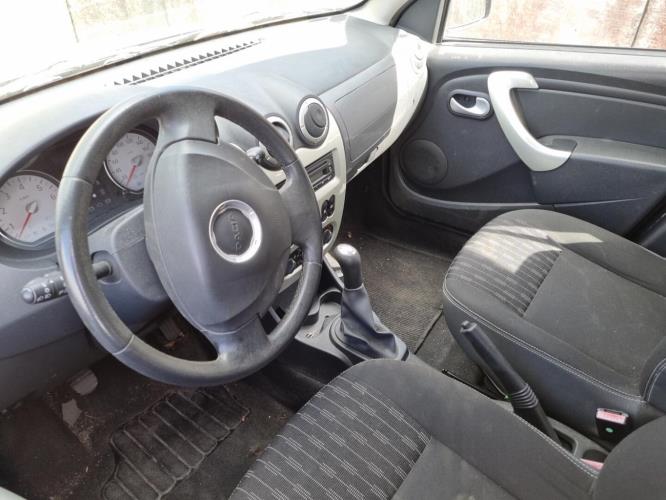 Image Moteur - DACIA SANDERO 1