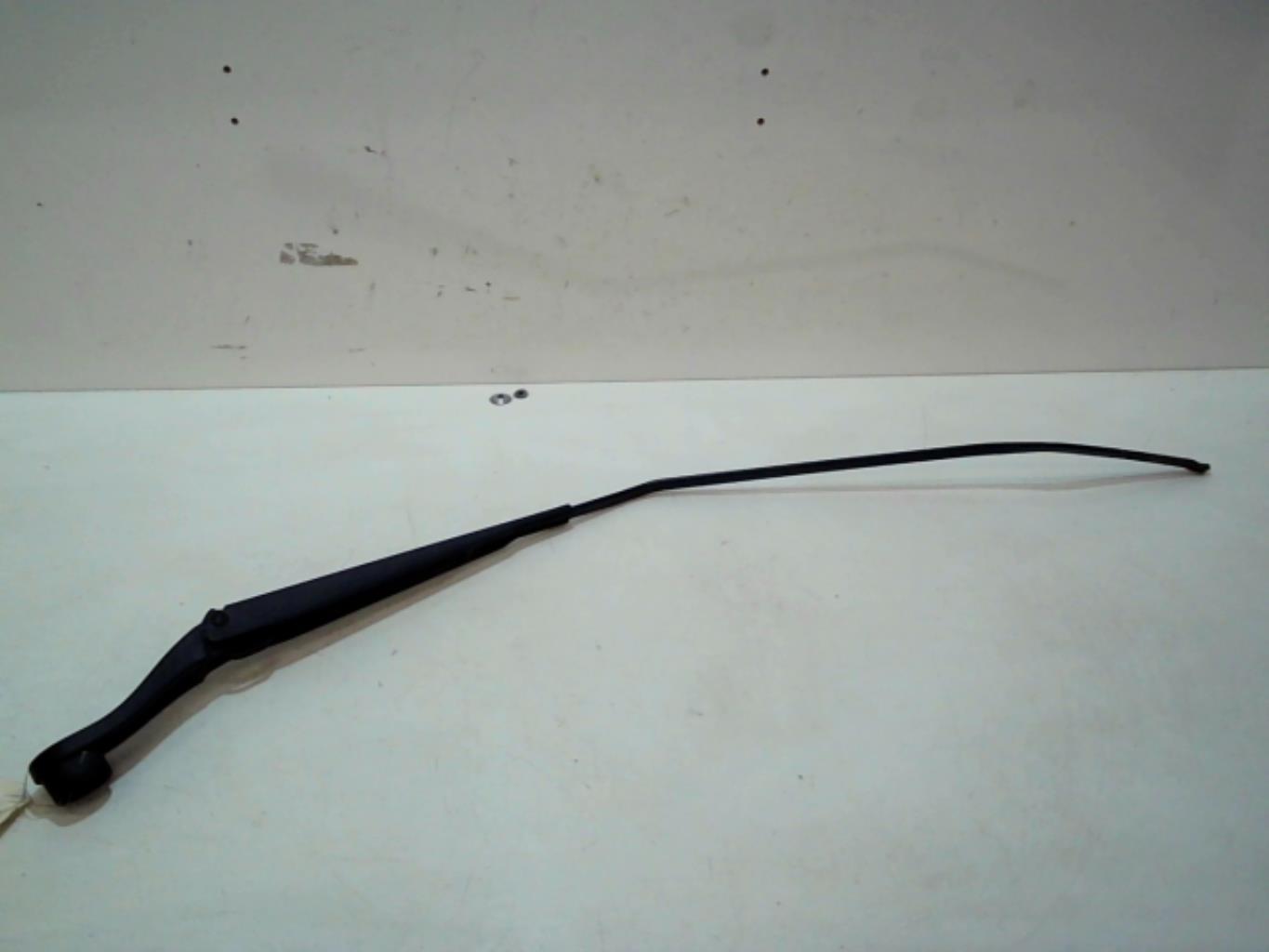 Bras essuie glace avant gauche RENAULT SCENIC 3 288818592R