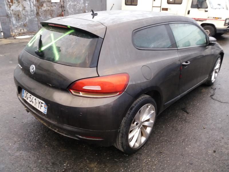 Pare boue avant gauche Scirocco pièce d'occasion - 1K8805911A - AS