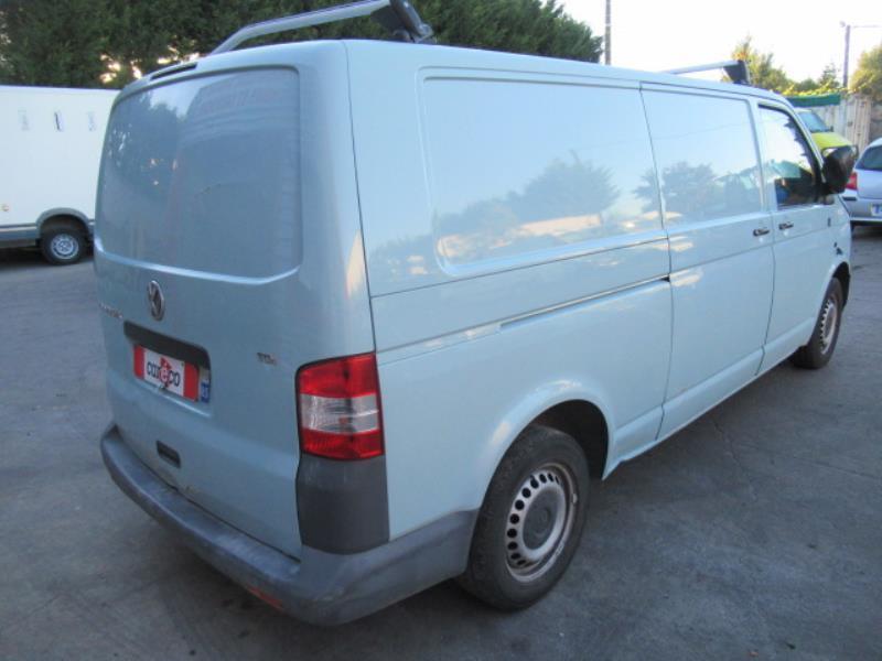 Volkswagen transporter 2010 года