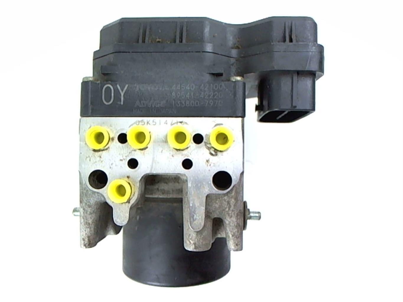 Bloc ABS (freins anti-blocage) TOYOTA RAV4 3 PHASE 1 Diesel