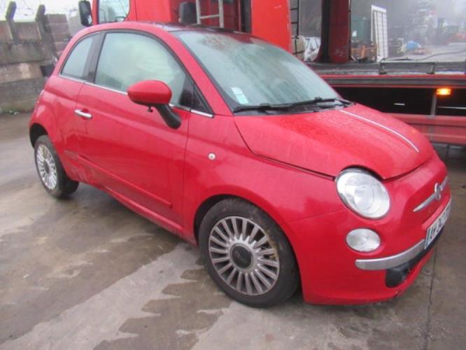 Image Feu arriere principal gauche (feux) - FIAT 500 2