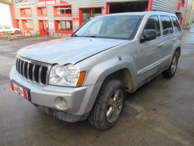 Image Pare boue avant gauche - JEEP GRAND CHEROKEE 2