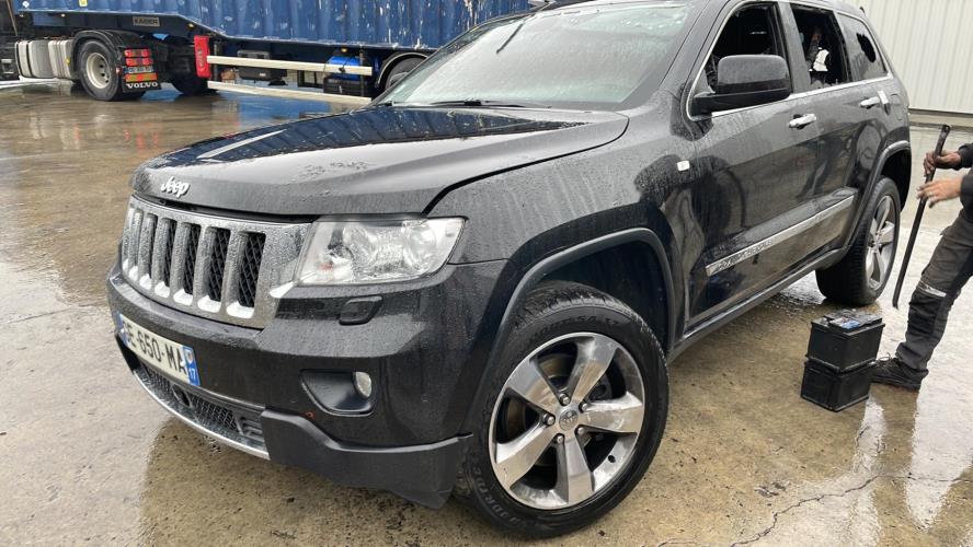 Image Etrier avant droit (freinage) - JEEP GRAND CHEROKEE 3