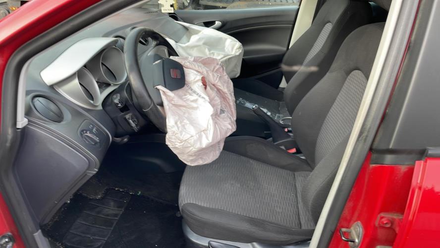 Image Boite a gants - SEAT IBIZA 4