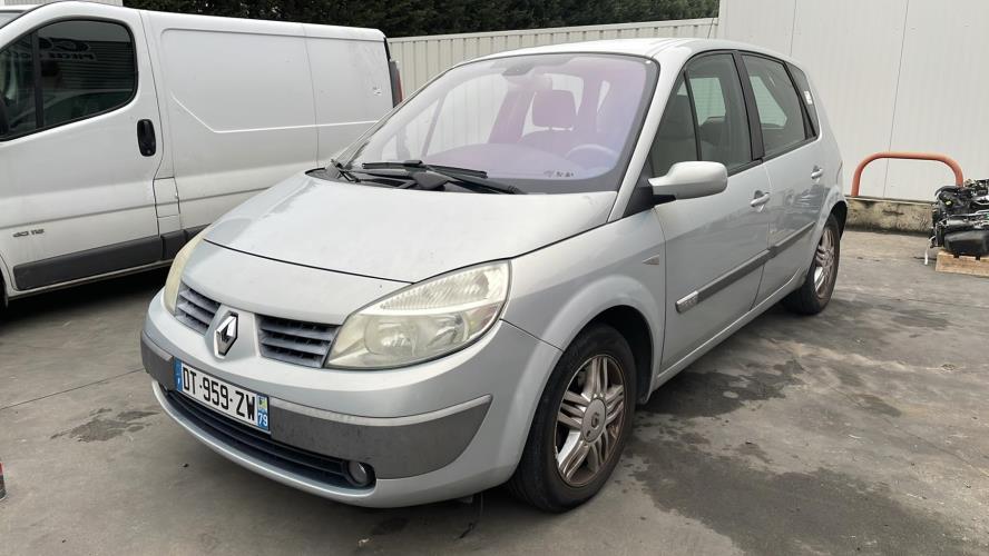 Image Pare choc avant - RENAULT SCENIC 2