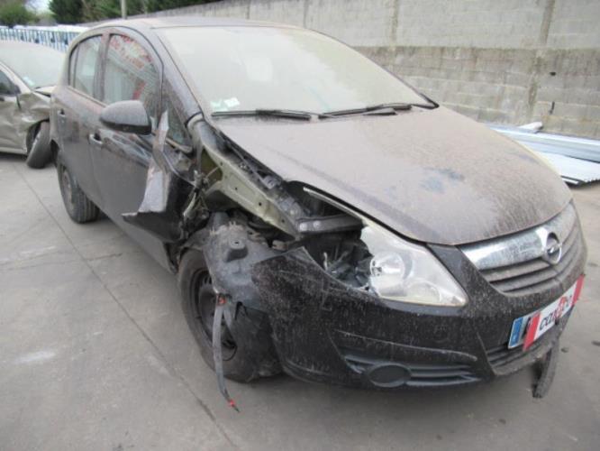 Image Feu arriere principal droit (feux) - OPEL CORSA D