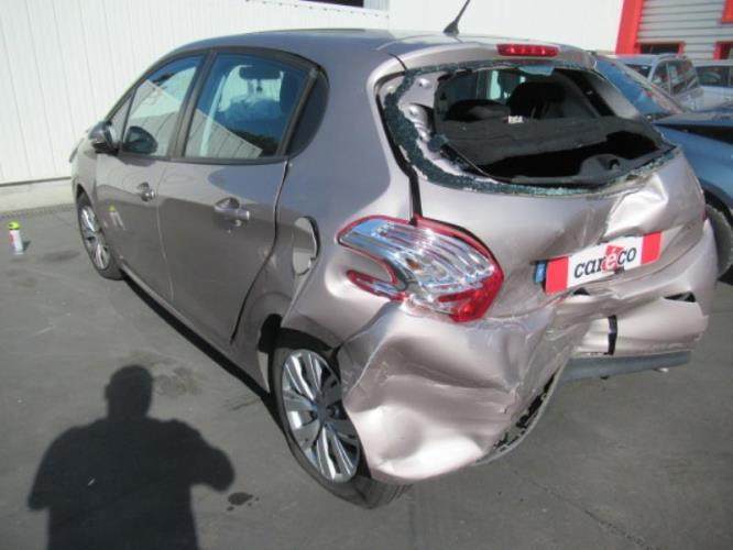 Image Cremaillere assistee - PEUGEOT 208 1