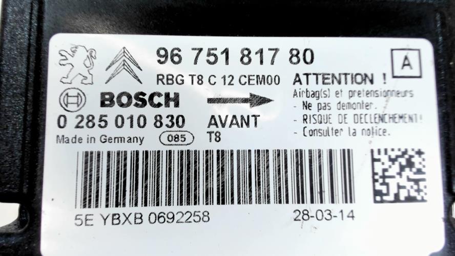 Image Boitier air bag - PEUGEOT 5008 1