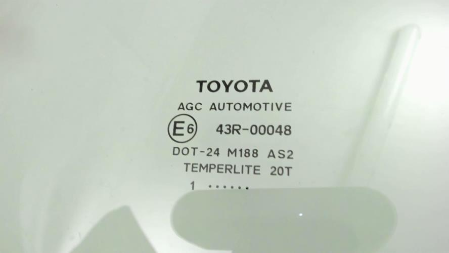 Image Vitre arriere droit - TOYOTA YARIS 3