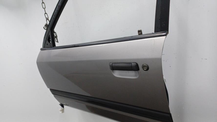 Image Porte avant gauche - MAZDA 323 4