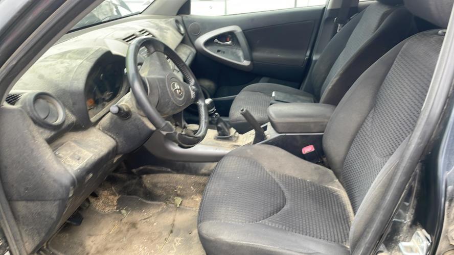 Image Boite a gants - TOYOTA RAV4 3