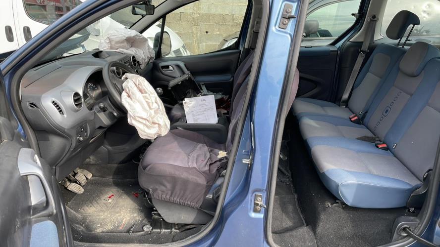 Image Poignee porte arriere droit - CITROEN BERLINGO 2