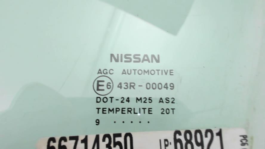 Image Vitre avant gauche - NISSAN QASHQAI 1