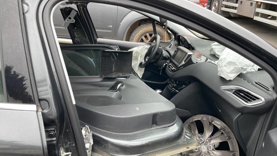 Image Support moteur droit - PEUGEOT 208 1