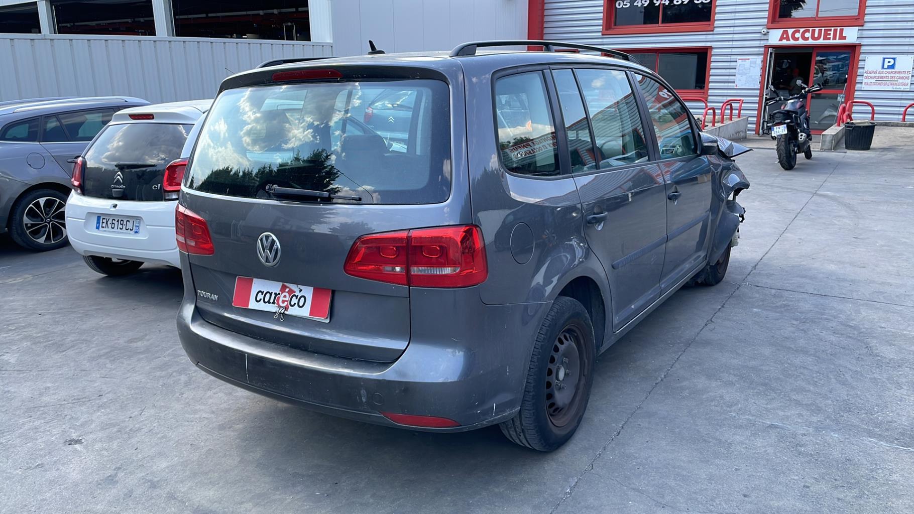 Image VOLKSWAGEN TOURAN 2