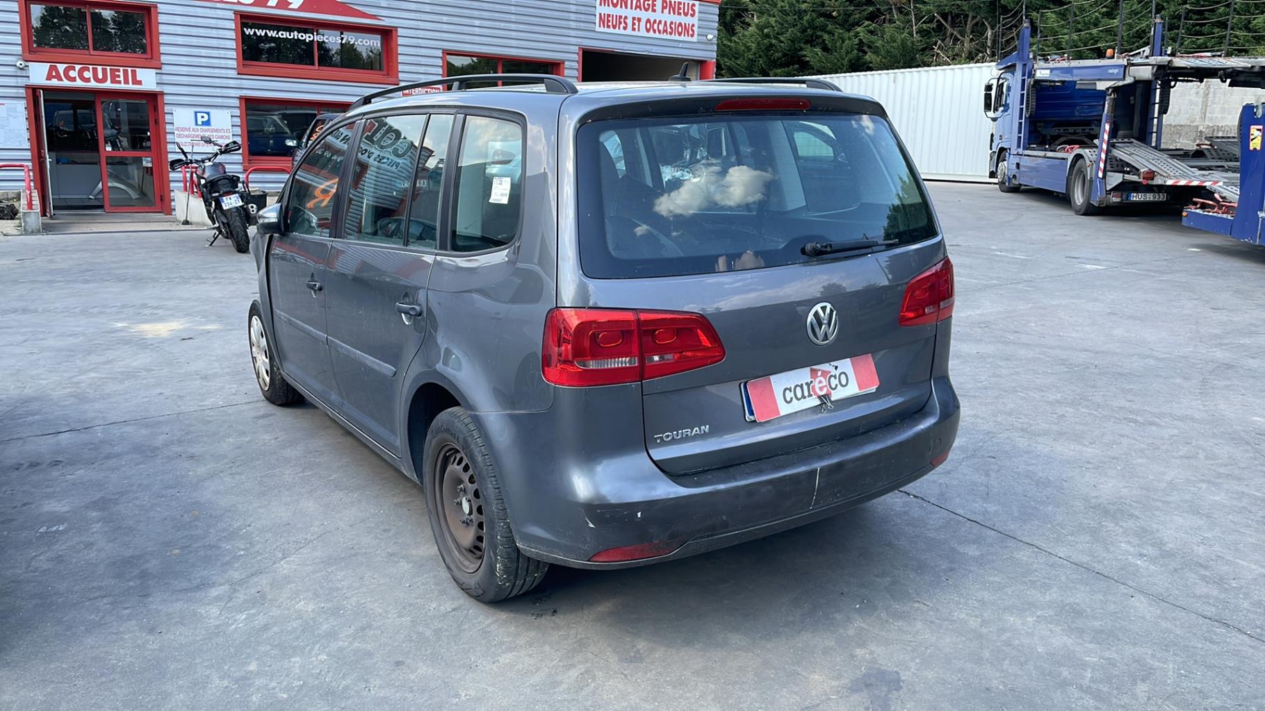 Image VOLKSWAGEN TOURAN 2