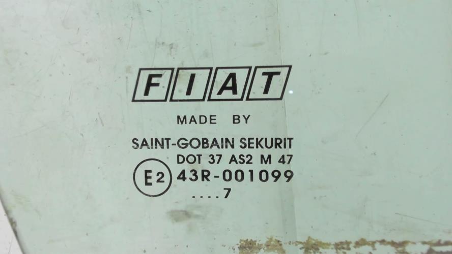 Image Vitre avant droit - FIAT BRAVO 2