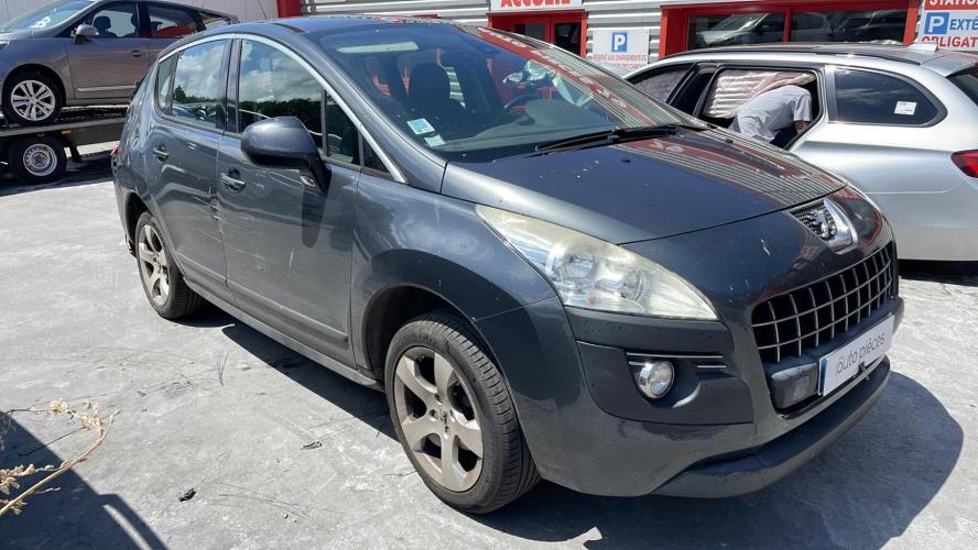 Image Capot - PEUGEOT 3008 1