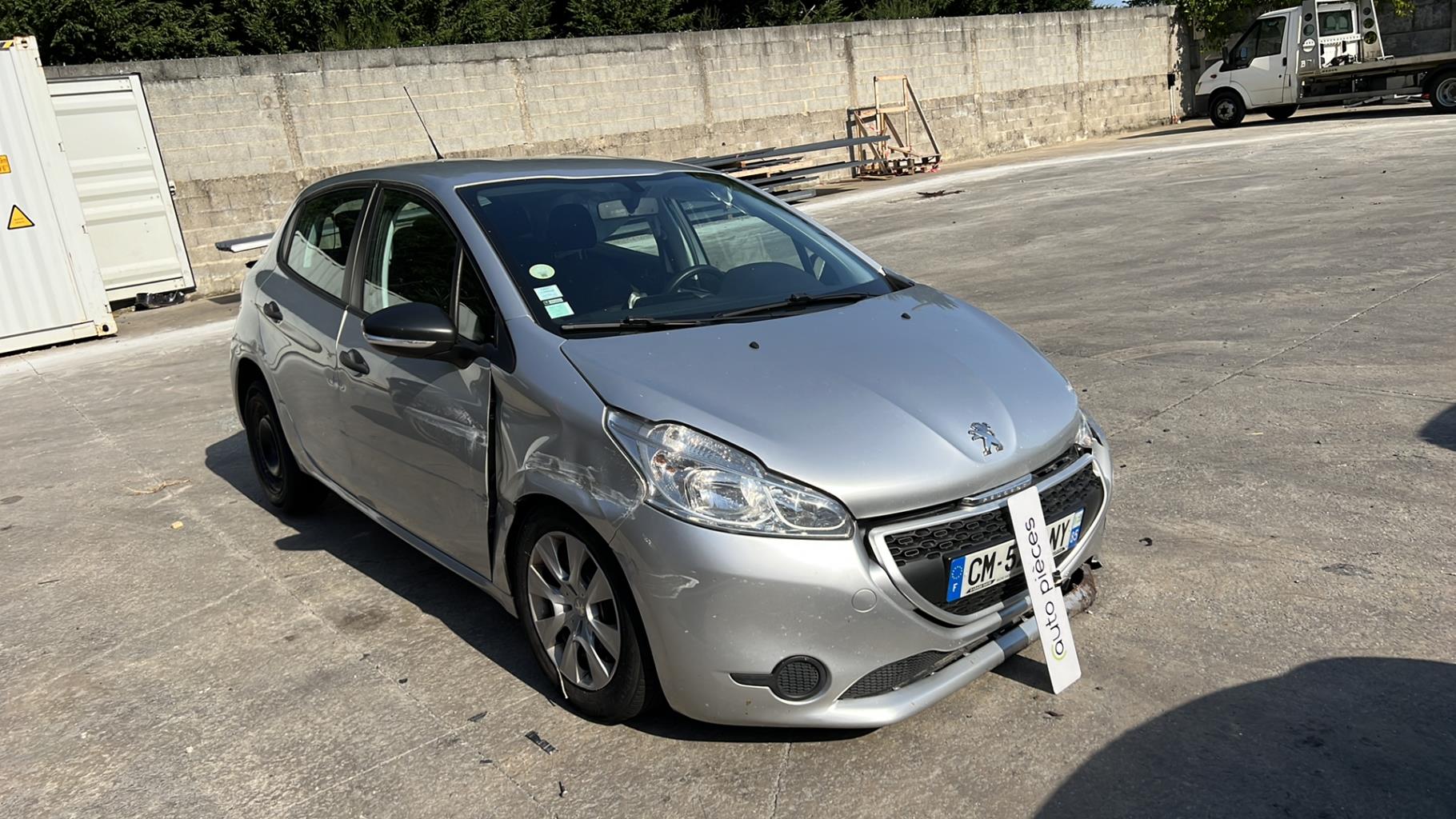 Image PEUGEOT 208 1