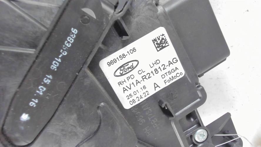 Image Serrure avant droit - FORD B-MAX