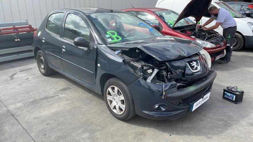 Image Pare choc arriere - PEUGEOT 206+