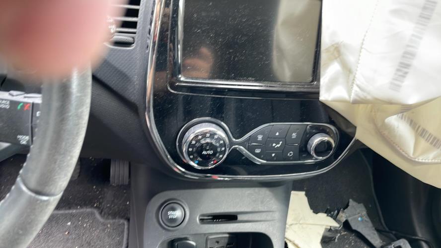 Image Autoradio - RENAULT CAPTUR 1