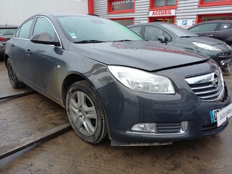 Image OPEL INSIGNIA 1