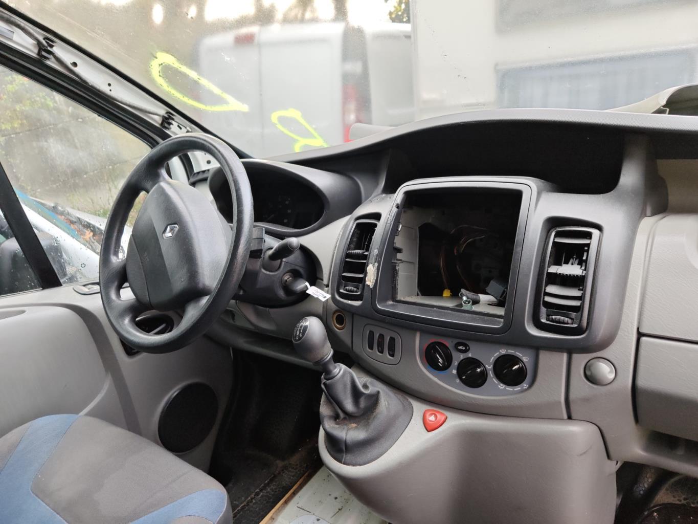 Image RENAULT TRAFIC 2