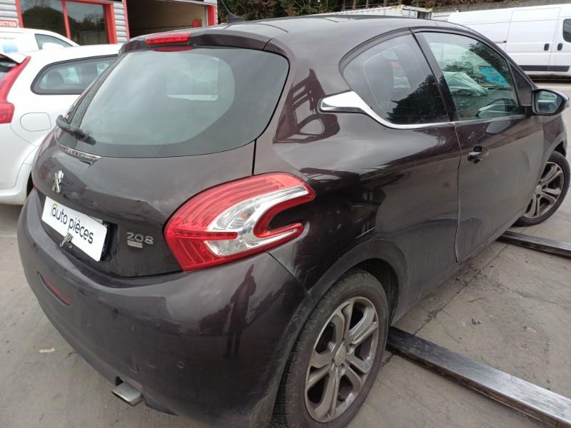 Image PEUGEOT 208 1