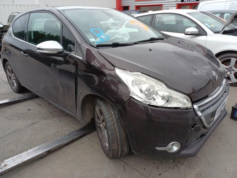 Image PEUGEOT 208 1