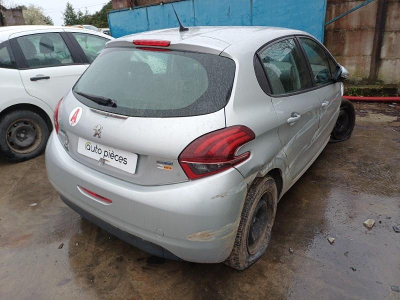 Image PEUGEOT 208 1