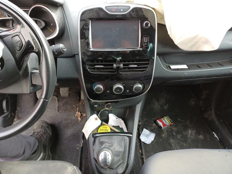 Image RENAULT CLIO 4