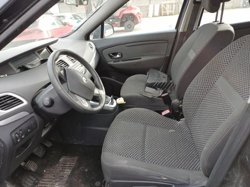 Image RENAULT GRAND SCENIC 3