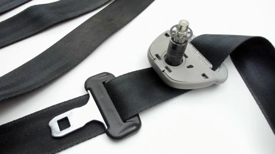 Image Ceinture arriere droit - TOYOTA COROLLA VERSO 2