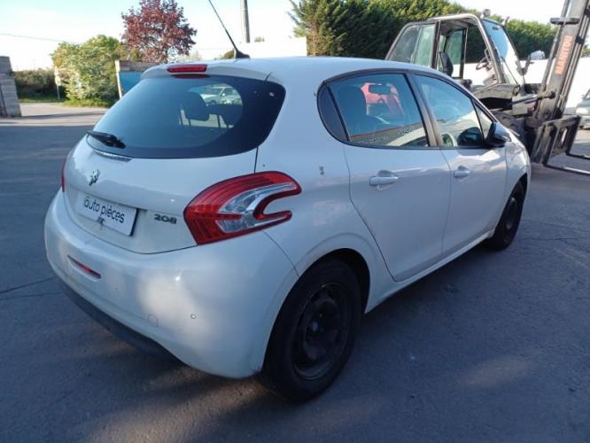 Image Malle/Hayon arriere - PEUGEOT 208 1