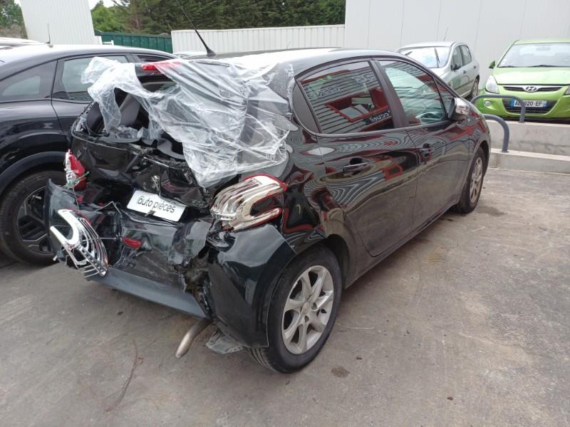 Image PEUGEOT 208 1