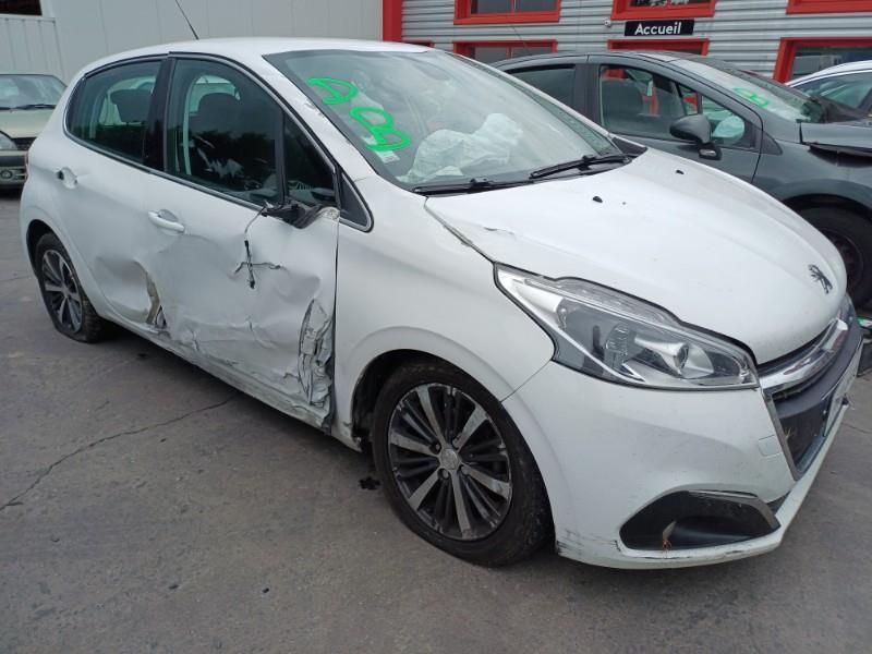 Image PEUGEOT 208 1