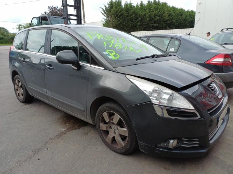 Image PEUGEOT 5008 1