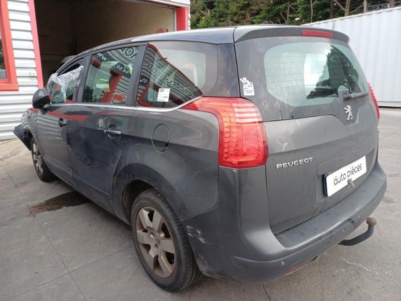 Image PEUGEOT 5008 1