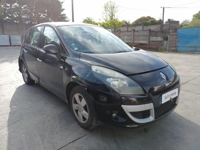 Image Traverse inferieure - RENAULT SCENIC 3