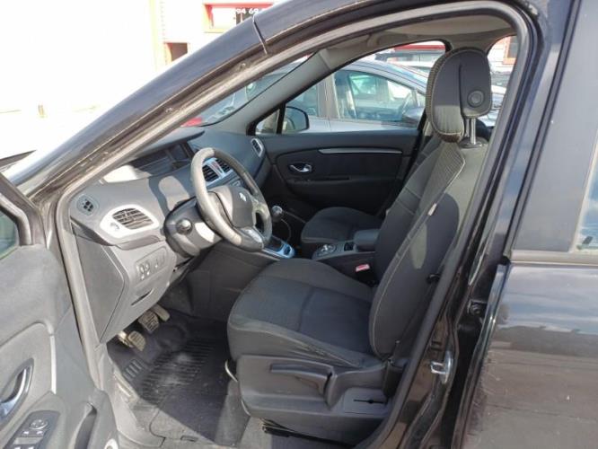 Image Renfort pare choc avant (traverse) - RENAULT SCENIC 3