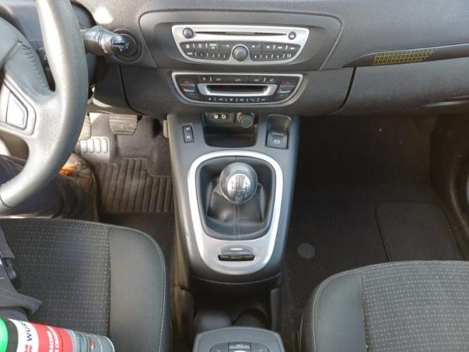 Image Traverse inferieure - RENAULT SCENIC 3