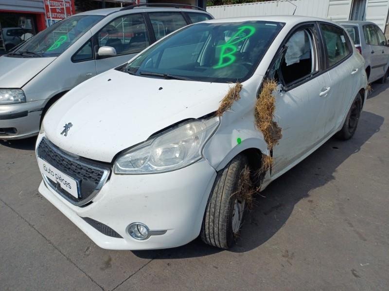 Image PEUGEOT 208 1