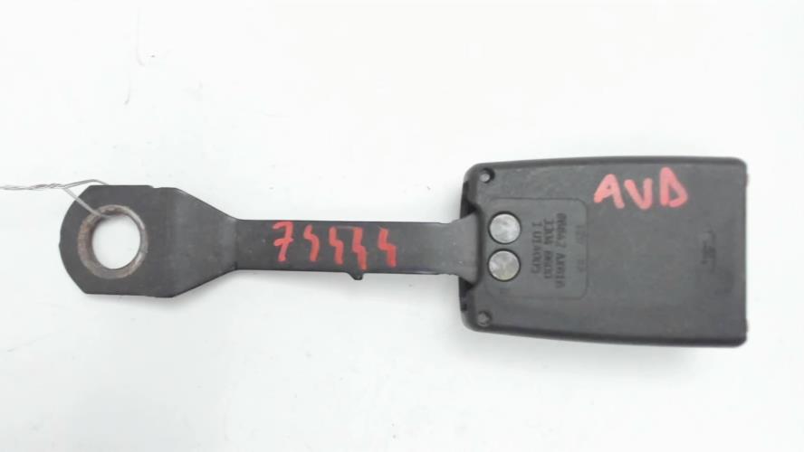 Image Attache ceinture avant droit - NISSAN MICRA 3