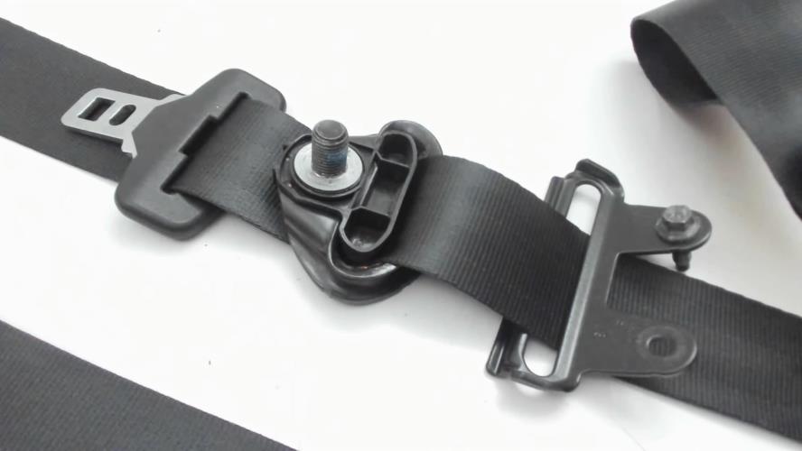 Image Ceinture avant droit - VOLVO V 40 2