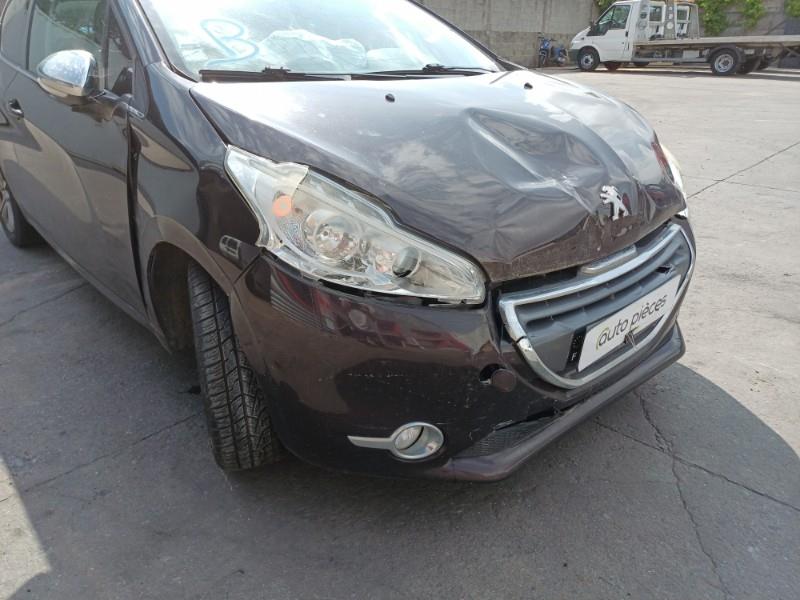 Image PEUGEOT 208 1