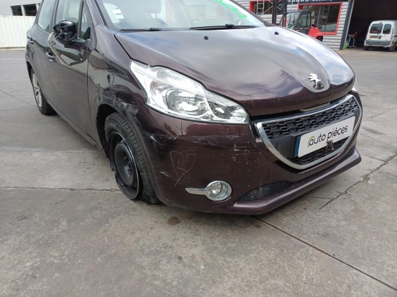 Image PEUGEOT 208 1